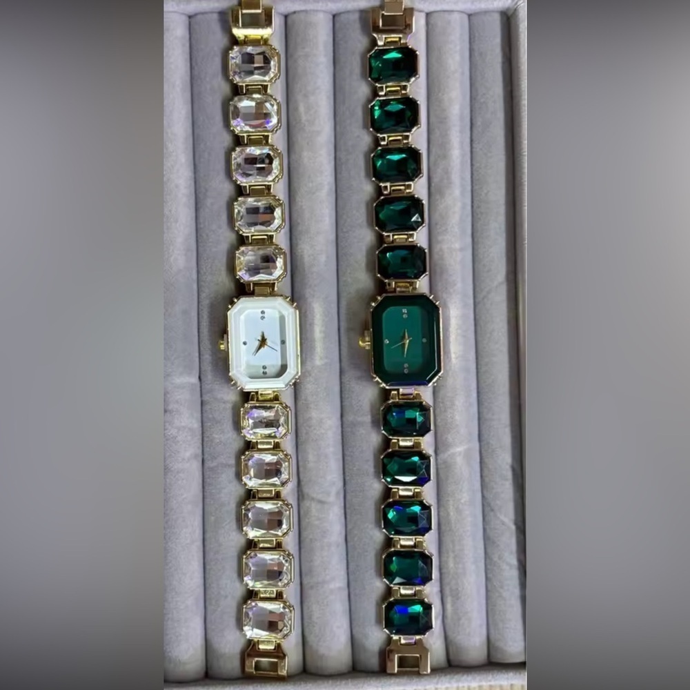 Crystal Aura Diamond Bracelet Watch - Picture 4 of 9